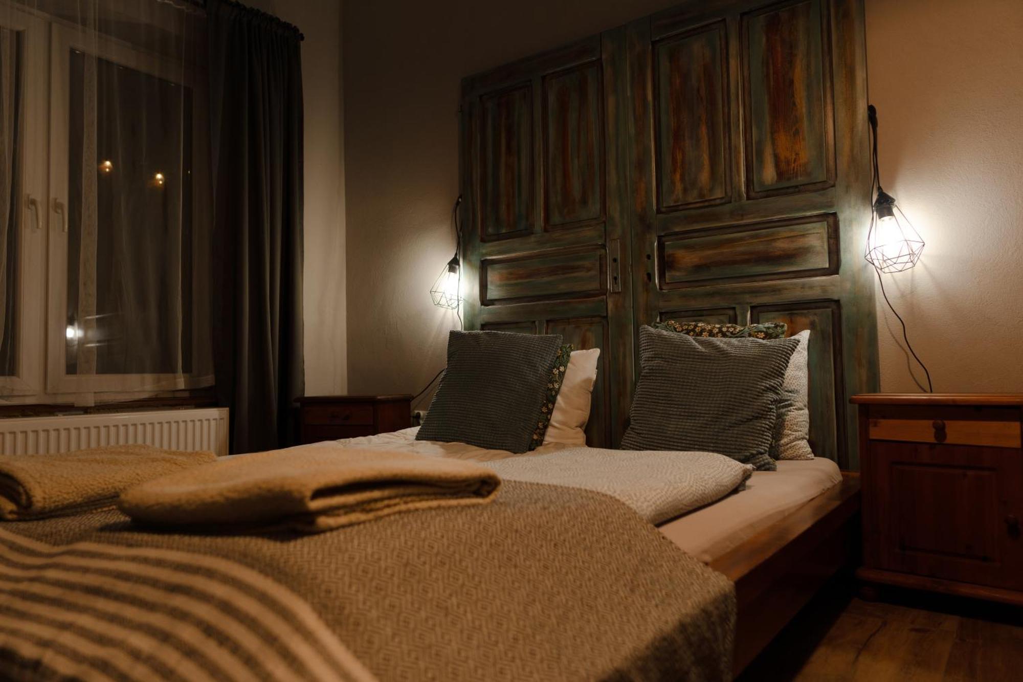 Uroczysko Olesnica Bed & Breakfast Chodzież Oda fotoğraf